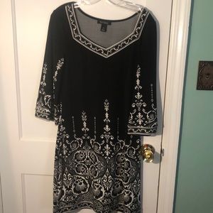 White House Black Market Dress (Medium)